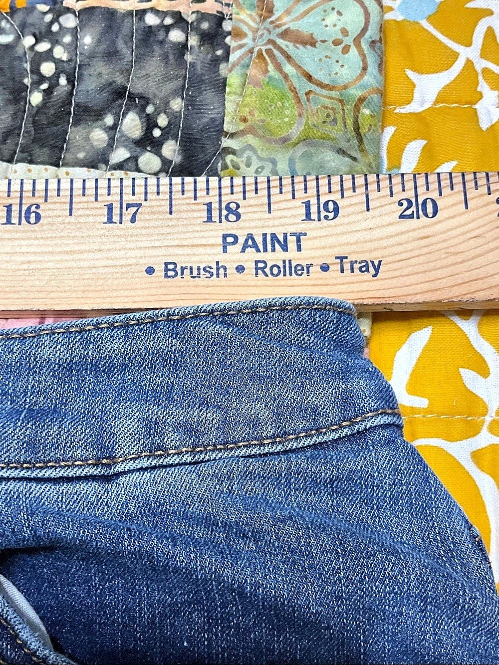 LOGO Special Edition Wide Leg Patchwork Jeans - Picture 7 of 11